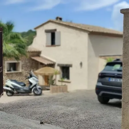Villa Provençale Entre Antibes Et Cannes *